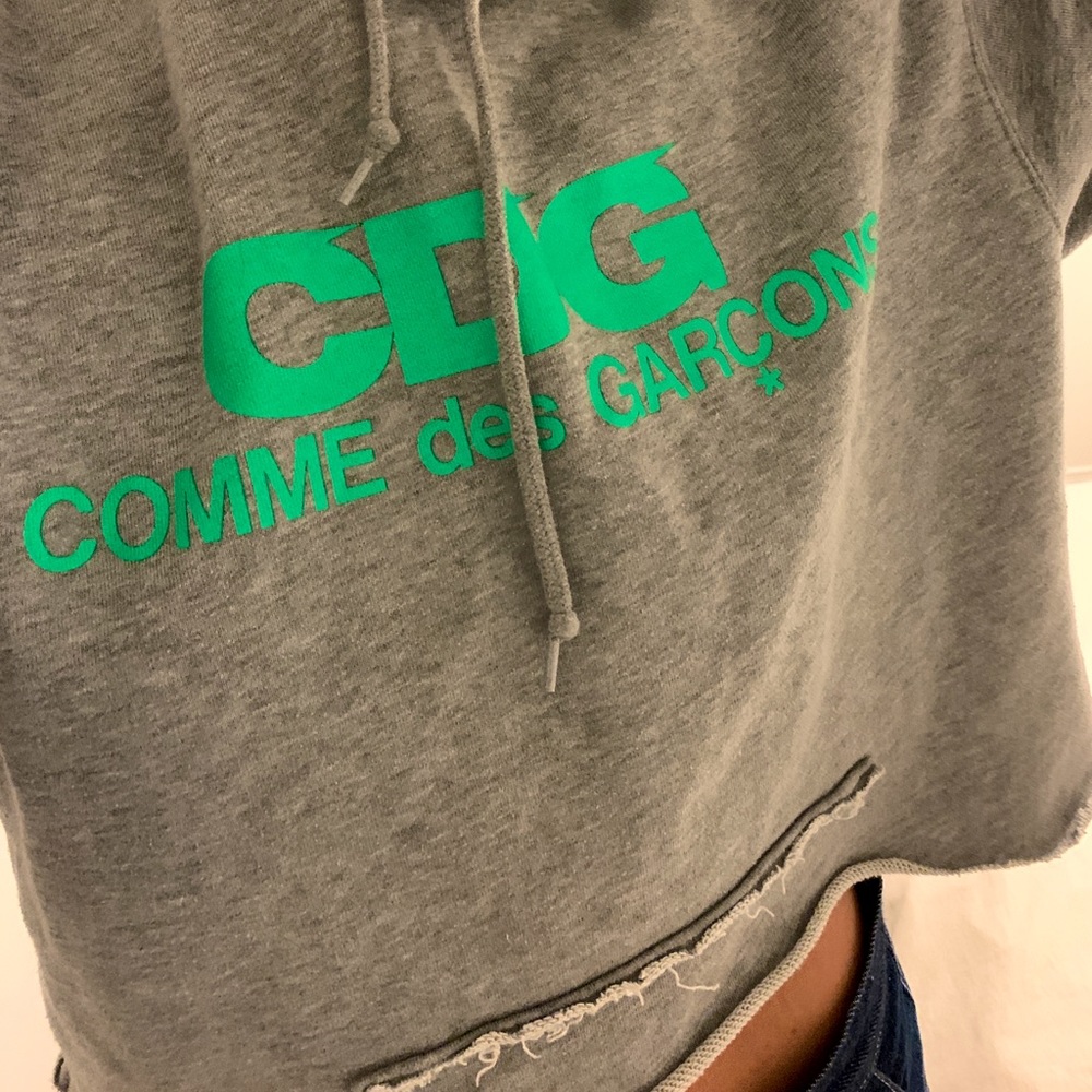 Comme Des Garçons Cropped Hoodie